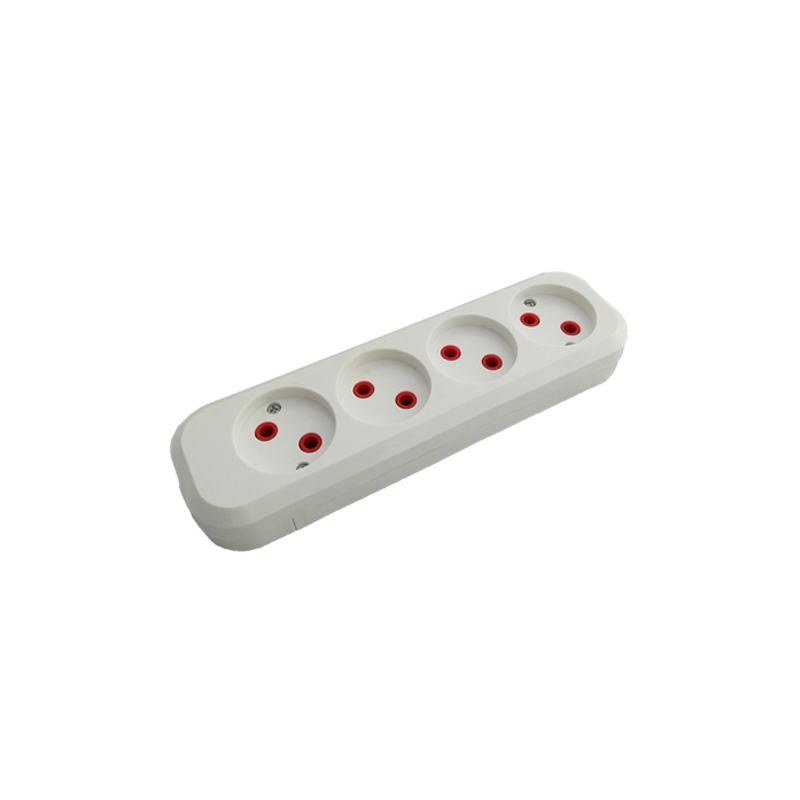 Колодка розеточная 4 гнезда 2П б/з 10А 250В белая (100)(TR1806-0004)